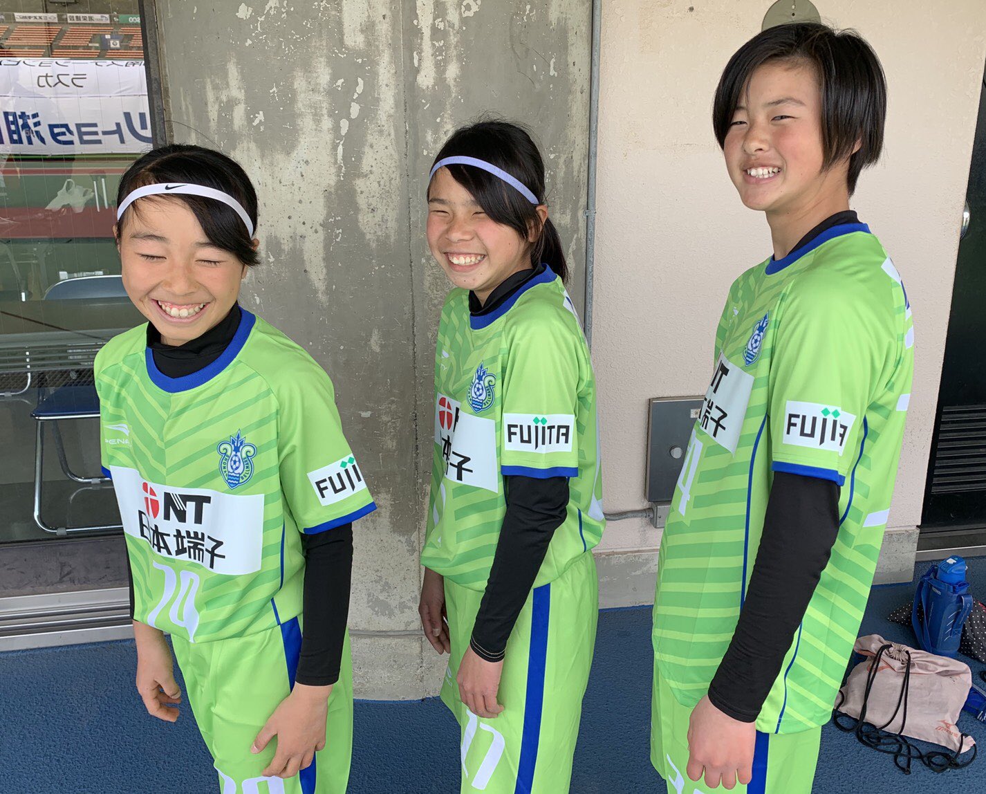 湘南ベルマーレ 今シーズンからアカデミーユニフォームパートナーとして日本端子様 パイロットコーポレーション様 フジタ様にご支援いただくことになりました 本日のエキシビションマッチのu 15ガールズがお披露目試合を行います T Co 湘南ベルマーレ 今シーズンからアカデミーユニフォームパートナーとして日本端子様 パイロットコーポレーション様 フジタ様にご支援いただくことになりました 本日のエキシビションマッチのu 15ガールズがお披露目試合を行います T Co