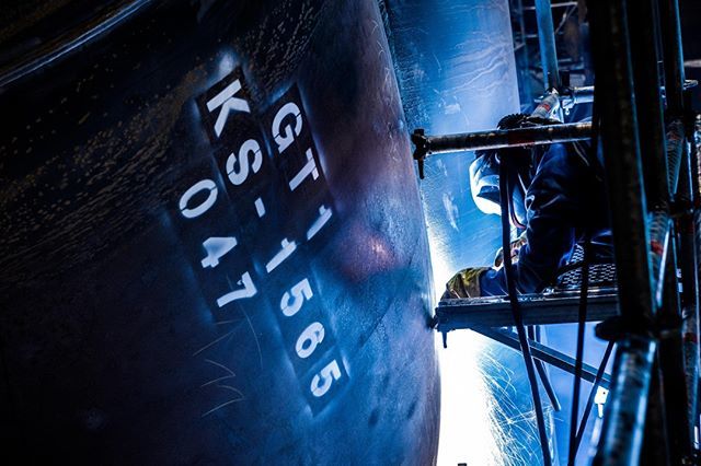 •⁣
Steel, lots of Steel! Shooting for industrial clients gets you behind the scenes in some of the most amazing places. Here in Bremerhaven, Germany they produced the huge tripods that are now used as the bases for Offshore windmills in the Global Te… ift.tt/2T8Bkde