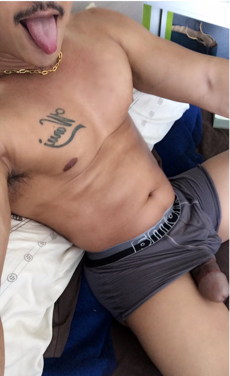 waruj69's tweet photo. ว่างไมมาเลียให้หน่อยสิ..เอยมาติวให้หน่อยจะสอบละ #หนังสือเล่มใหญ่มะ https://t.co/2JHduvcDxa