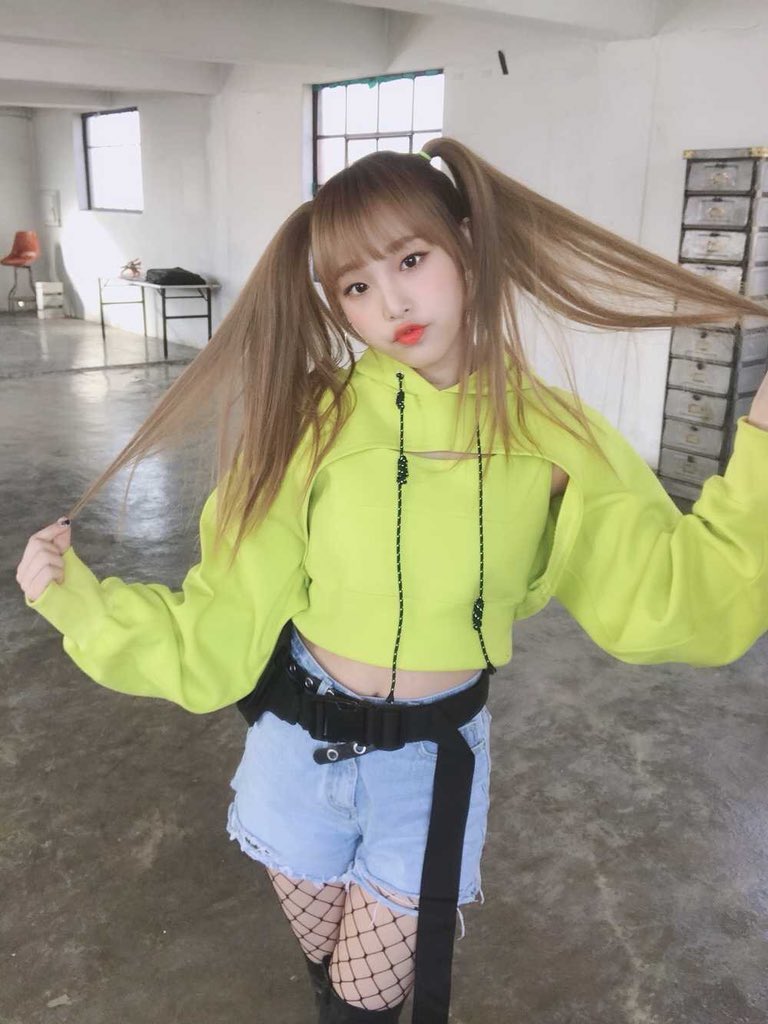 softforyena's tweet photo. take my heart and all my uwus https://t.co/syYCzwZtoc