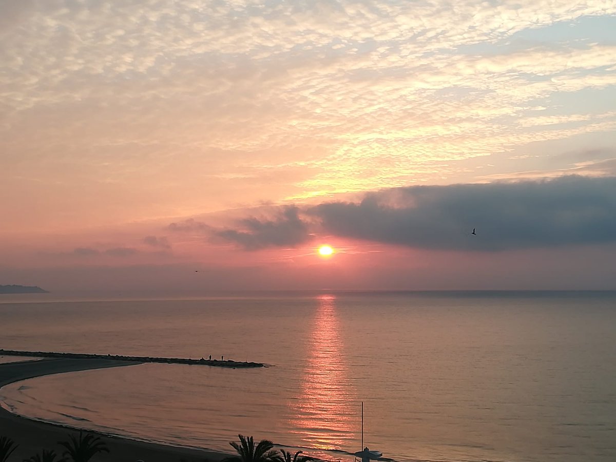 GORideSpain's tweet photo. #goodmorning and #happysaturday from #costablanca Today in @Alicante_City 20 C ⛅🌞🌞 Have a #HappyWeekend ✌✌✌ https://t.co/pxQ6V9gPl5