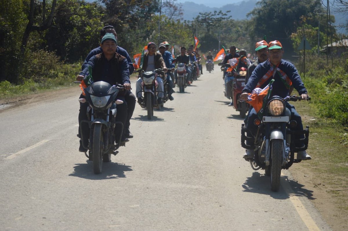simai_laisam's tweet photo. Kamal Sandesh motorcycle Maha Rally at Jairampur Arunachal Pradesh under 51-Nampong AC https://t.co/o9VW6u7qZ3