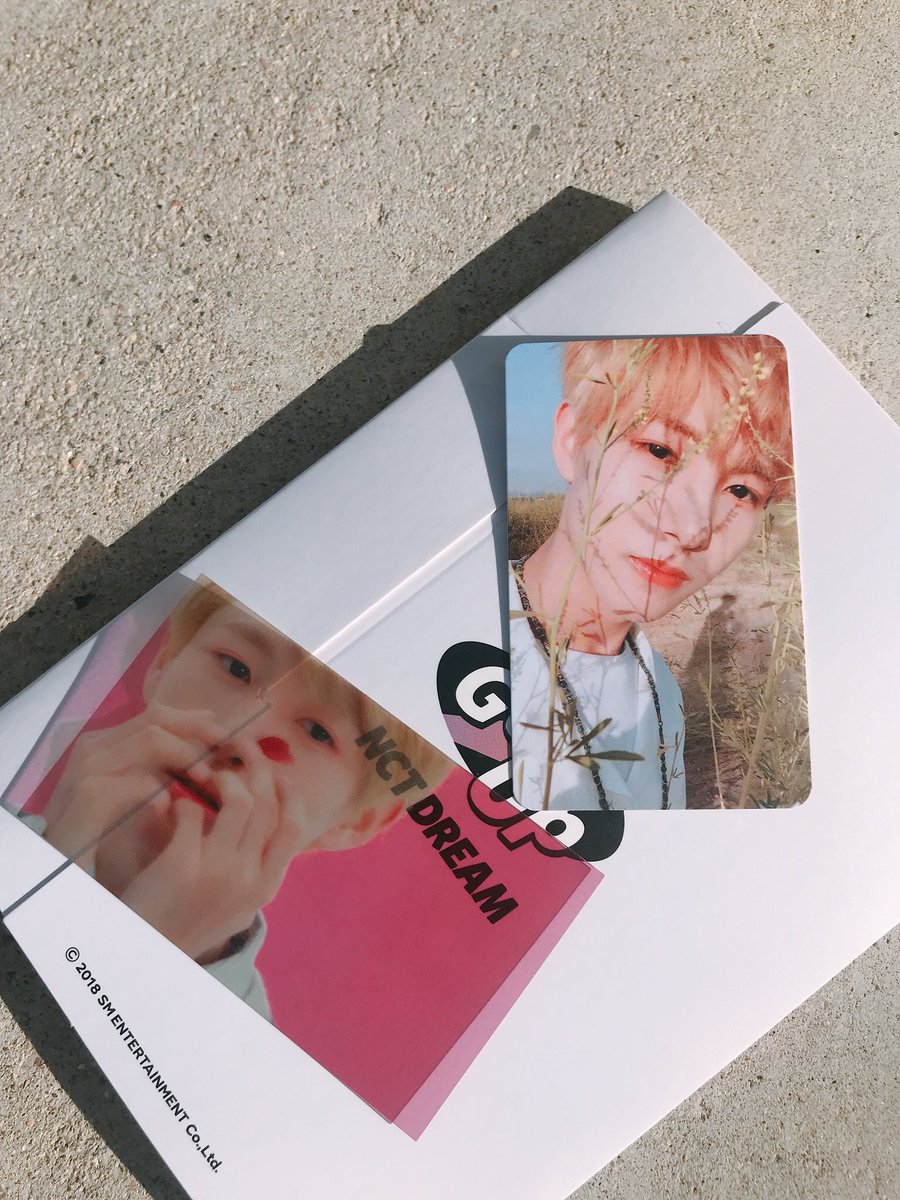 RenjunGoods's tweet photo. Renjun ムーミンバッジをNCT DREAMが出演する「不朽の名曲」ライブ当日現地にて販売いたします♡
1Set 600円（DearDreamの透明トレカとセルカのトレカ付き）
数量には限りがございます。必ず予約をお願いします♡
🎀 https://t.co/qbK0pkBcvY https://t.co/ZgxuMqvavg