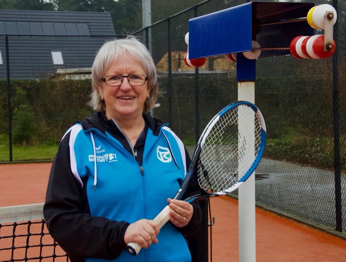 TCO1957's tweet photo. Tennis is voor alle leeftijden en aankondiging Open Dag zaterdag 23 maart. Kijk snel op onze site https://t.co/5qILgzYgPH  #tennis #Ommen # TCO #Open Dag https://t.co/p4meWLc6eB
