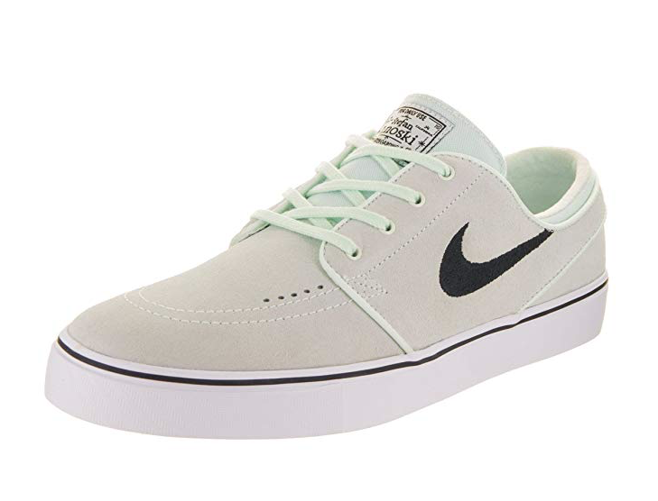 CrepesOnCrepes's tweet photo. Lesser known Stefan Janoski colourway - me likes! 😍 😍 😍 
https://t.co/YCX9eiP0ap
#janoski #sneakershopping https://t.co/OudpW8knri