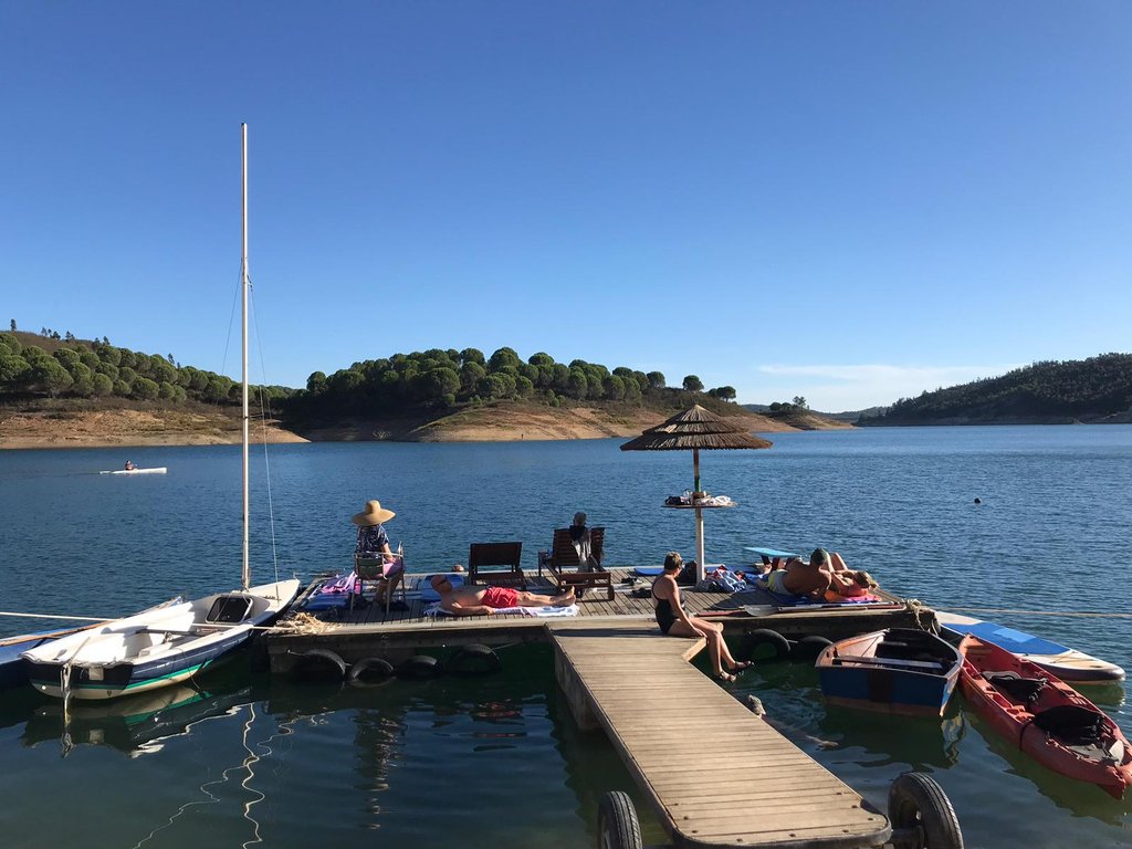 king_therese's tweet photo. Batik Workshop Holiday in Portugal - 14 weeks to go. For more info about my 2 Batik Workshop Holidays in Portugal click the link in my bio. Please retweet with followers or friends who may be interested. These are very special trips!#batikpainting #artholiday https://t.co/iejf7aIjR8