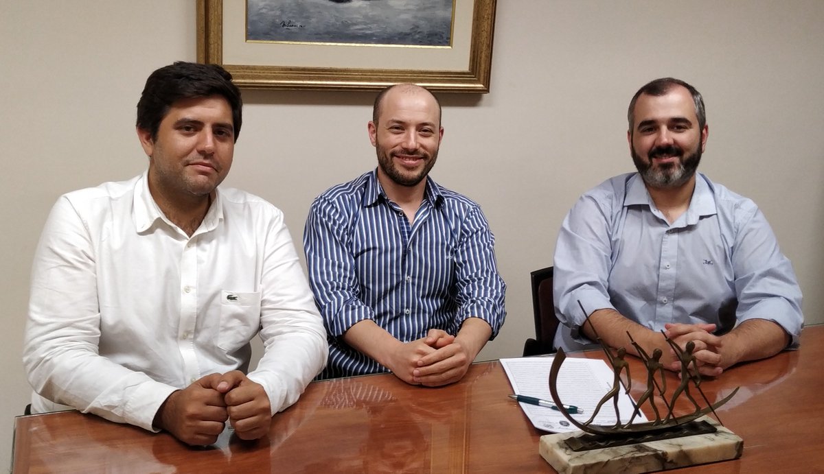 ken_tenzer's tweet photo. Officially landing in #Paraguay! Proud to partner with Fernando Arriola Arza and seeing @bcmining_uy growing together with @nicoribeiro #cryptomining #criptomining #bitcoin #bitcoinmining https://t.co/kYUOkutS8D