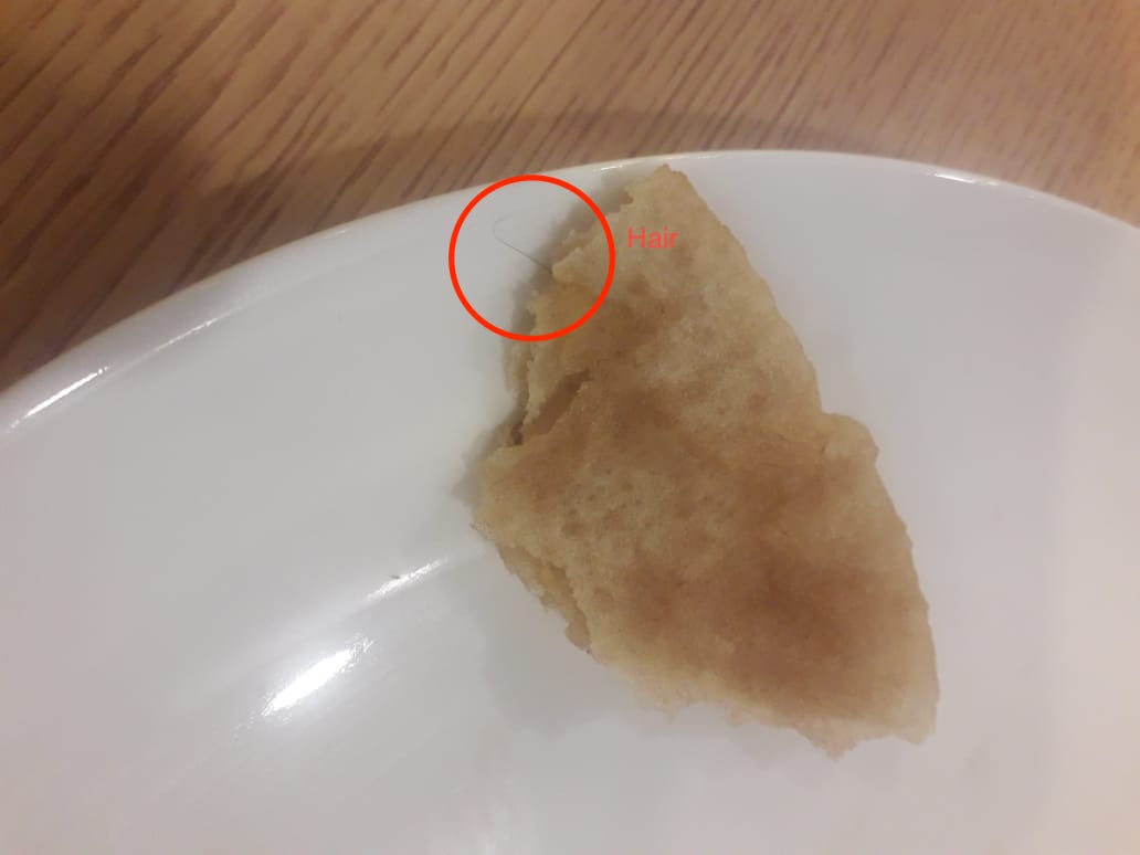nitish_an's tweet photo. @oyorooms This is what you get in one of your Townhouse stays (080). Disgusting and unhygienic. I got a strand of hair in the first bite and then the water bottle had some strange foreign particles in it. My friend drank that water and had to throw up. https://t.co/sBxu5sG1Re