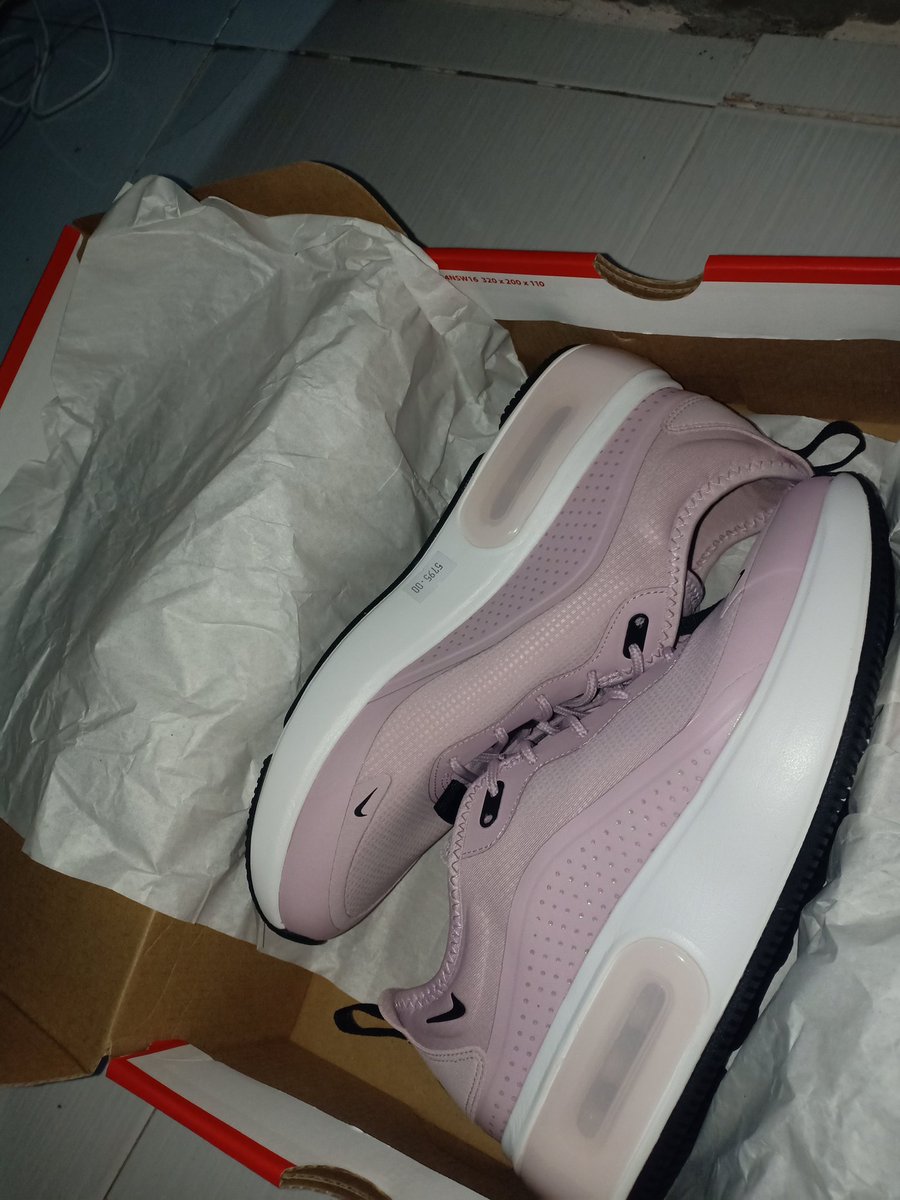 heyit'sme tweet media