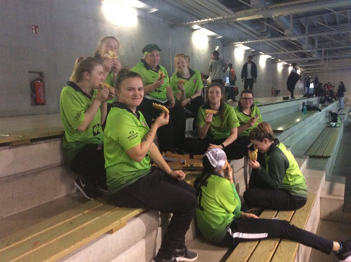 Hursleyladies's tweet photo. Traditional cricket tea at the interval ! #twowinsfromtwo https://t.co/corMUJfVXX