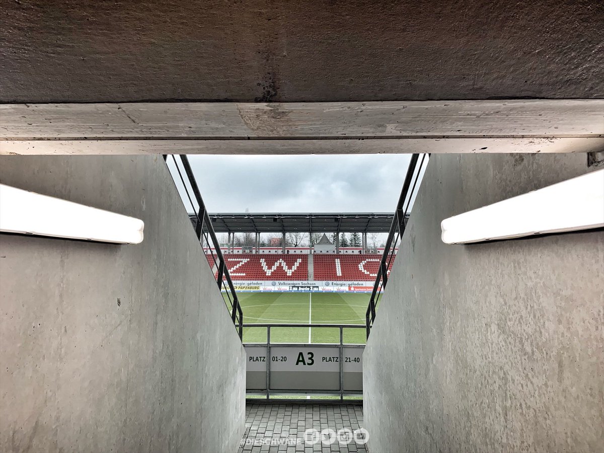 FSVZwickau's tweet photo. #MATCHDAY 🆚 @SF_Lotte
🕑 Anstoß: 14:00 Uhr
❌ Fanshopöffnung: 11:00 Uhr
❌ Kassenöffnung: 12:30 Uhr
❌ Stadionöffnung: 13:00 Uhr
#FSVSFL #3Liga #zeigtsuns https://t.co/XfSP4MLMTi