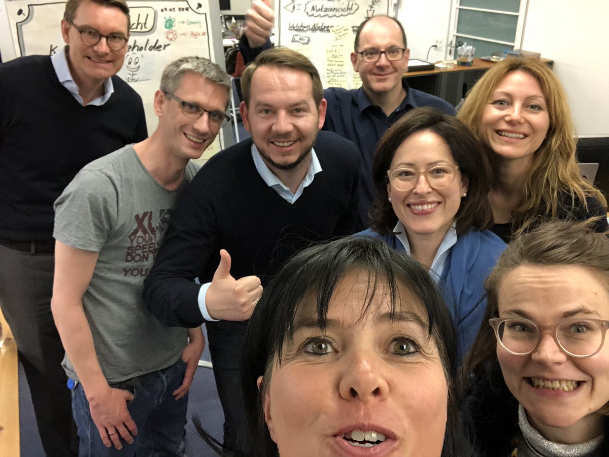 Danke <a href="/Rene_Spengler/">Spengler René</a> und <a href="/FabiGanz/">Fabian Ganz</a> für eure Unterstützung bei der Stärkung unserer agilen Maturität! #scrumcompass #produkteschnitt #Trafolab #agile4HR #agilepassion  #proudtobeaxa @FrauBuechel @JanoschTuerling <a href="/Co_Gji/">CoGji</a> <a href="/michaelsteffen/">Michael Steffen</a> <a href="/Choli8421/">Stefan Kollbrunner</a> @lisadomenghino <a href="/UHorber/">Urs Horber</a>