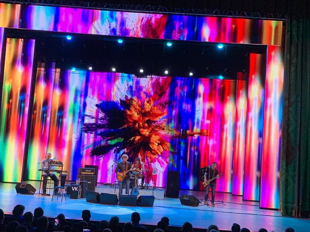 volkuzz's tweet image. 