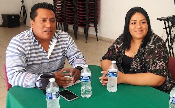 vida_politica's tweet photo. “COORDINADO CON EL ESTADO, TRABAJA EL IDEFOMM PARA DETONAR LA ECONOMÍA DE MORELOS”: ENRIQUE ALONSO PLASCENCIA…
@_EnriqueAlonso      @cuauhtemocb10  @idefomm_morelos     @AC_Rdz  @VillarrealGasca https://t.co/fl9dwLMVKA