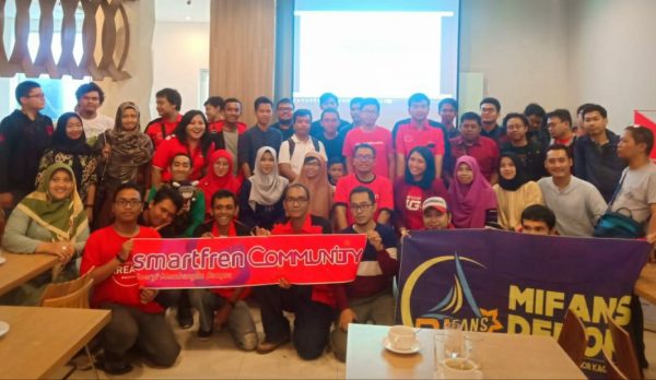 iconewscom's tweet photo. Kopdar Smartfren Community Jabodebek, Ajak Generasi Milenial Manfaatkan Jaringan 4G LTE https://t.co/4STqhae21j lewat @iconewscom https://t.co/3jHLLzRRZm