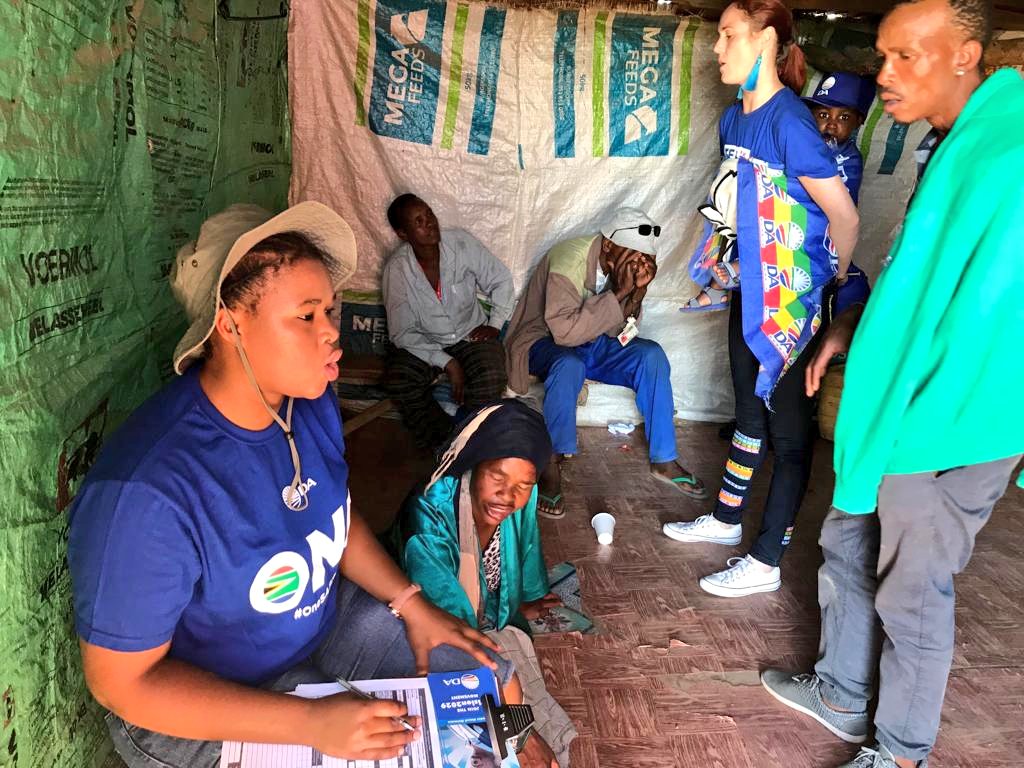 DAEasternCape's tweet photo. Our #TeamOneSA volunteers, accompanied by Constituency Leader Terri Stander, engaging with the community of Tylden.

The DA is spreading the message that a better South Africa is possible. That change is possible. That together we can build #OneSAforAll. https://t.co/f2mmgIgh0j
