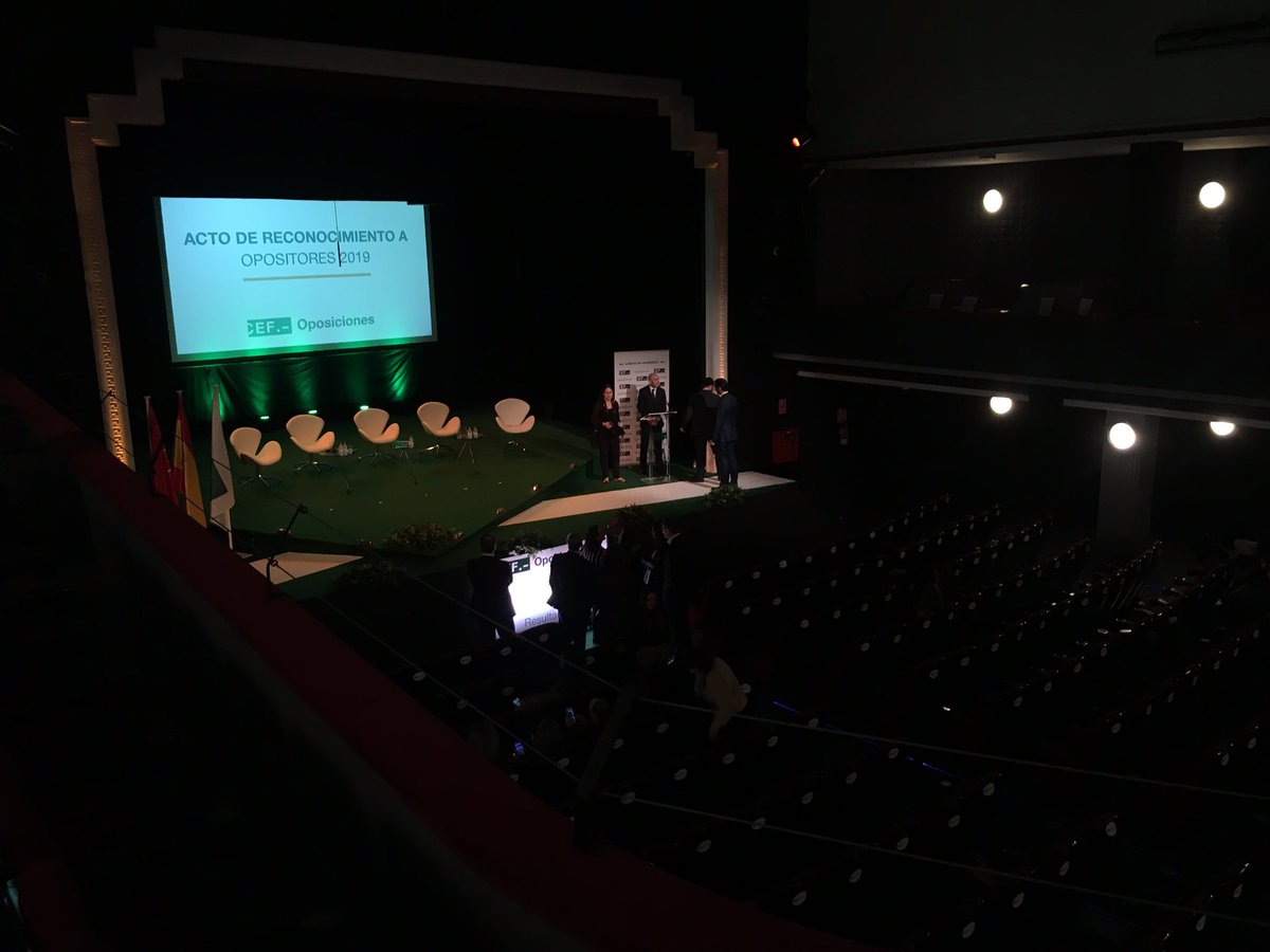 estudiosCEF's tweet photo. Nuestros #opositores podrán disfrutar de un merecidísimo homenaje en el @teatroamaya. Lo estamos preparando todo para honrar a las estrellas de la casa. #OposicionesCEF https://t.co/CJr5gR0p9N