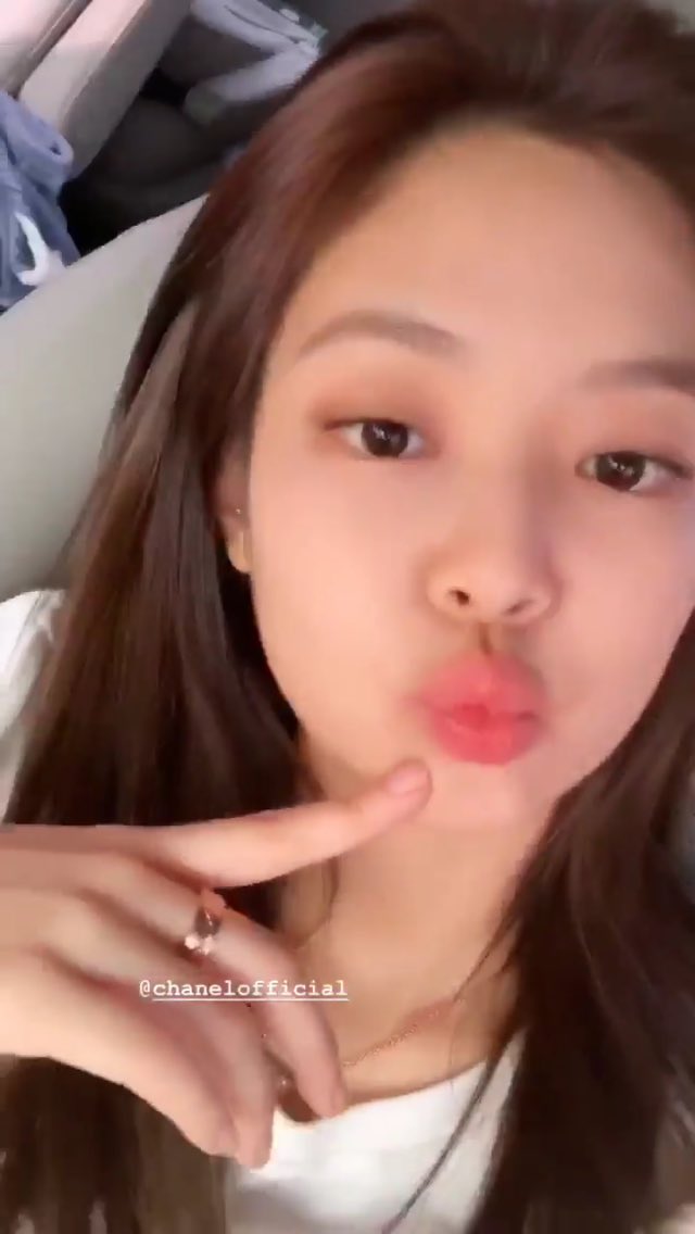 bp_lover_th's tweet image. สาวๆกำลังไปไทเป คอนเสิร์ตสุดท้ายก่อนไปออสเตรเลีย♥️ #BLACKPINK #BLACKPINK2019WORLDTOURwithKIA #JSOO #JENNIE #ROSÉ #LISA