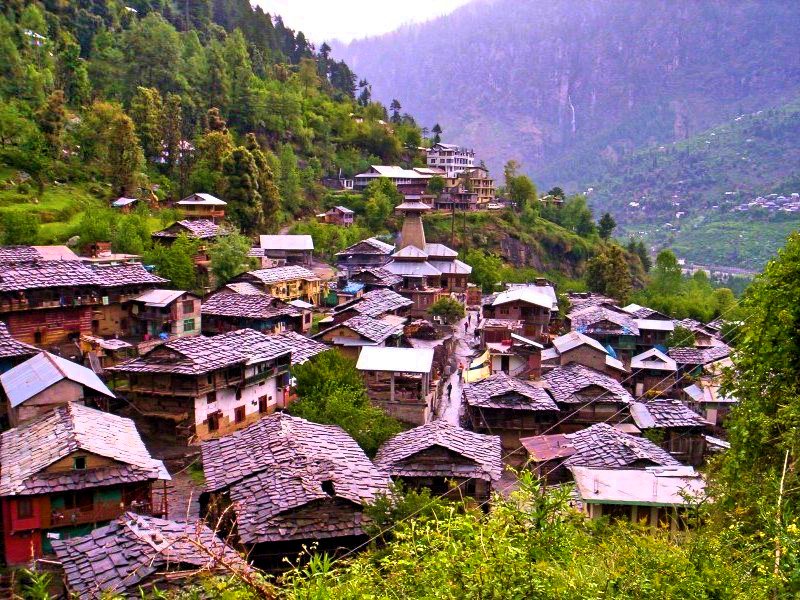 #kullu #KulluValley #kullumanaliheaven #kullusari #kulludasera #kullutradition #KulluManali #kulluk #kullukumral #kulluhouse #himachalpradesh #tosh #kasol #manali #himachal #mountains #himalayas #incrediblehimachal #naturephotography #travelpic #hills #lonelyplanet #traveldiaries