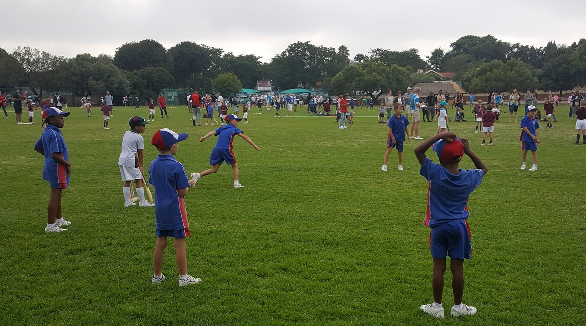 sylmcinerney's tweet photo. Bennies boys enjoying their cricket in the cooler weather @BenniesJP https://t.co/ScHIb4sqGF