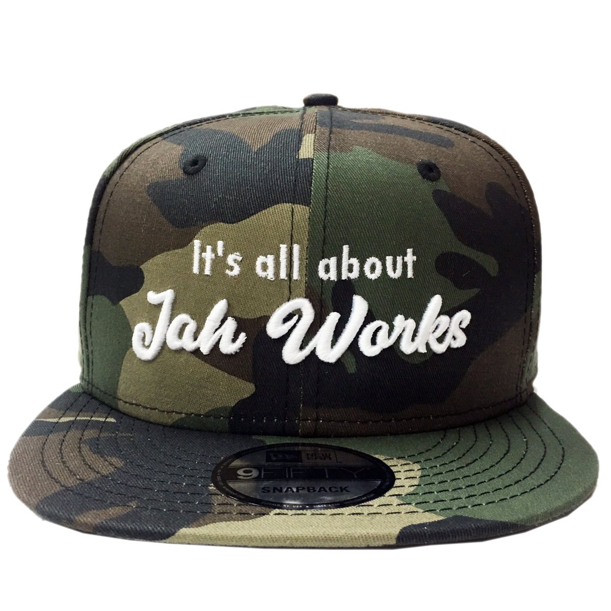NativeFarm's tweet photo. ★再入荷しました★

IT'S ALL ABOUT JAH WORKS 

x NEW ERA 9FIFTY

ブラック &amp; カモフラ 再入荷しました！

https://t.co/aMCMTfTSws

#jahworks #dvd #世界への挑戦 ＃9fifty #worldclash #soundsystem #nativefarm #yellownakedfilm #yardstudio https://t.co/i4TTiYHQeN