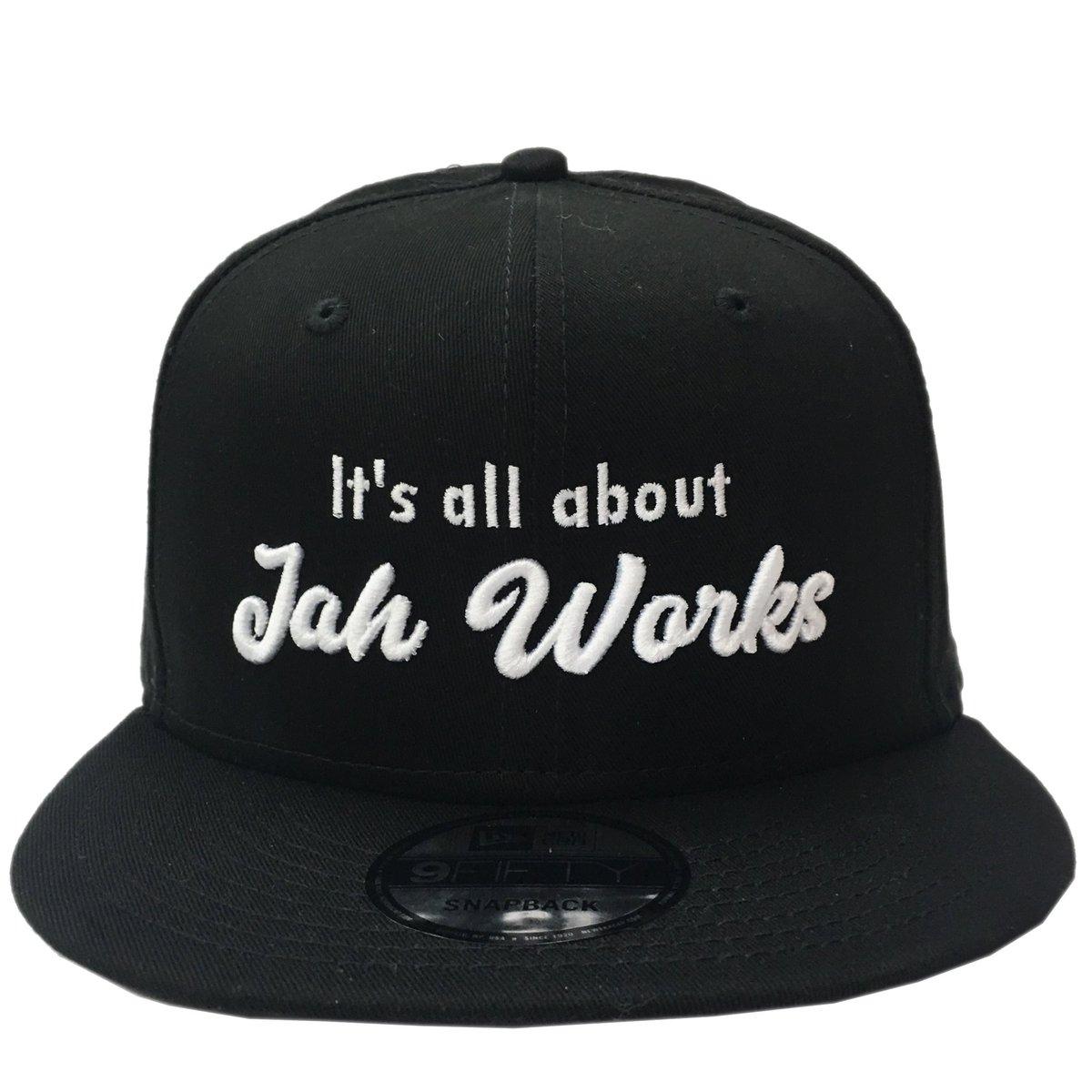NativeFarm's tweet photo. ★再入荷しました★

IT'S ALL ABOUT JAH WORKS 

x NEW ERA 9FIFTY

ブラック &amp; カモフラ 再入荷しました！

https://t.co/aMCMTfTSws

#jahworks #dvd #世界への挑戦 ＃9fifty #worldclash #soundsystem #nativefarm #yellownakedfilm #yardstudio https://t.co/i4TTiYHQeN