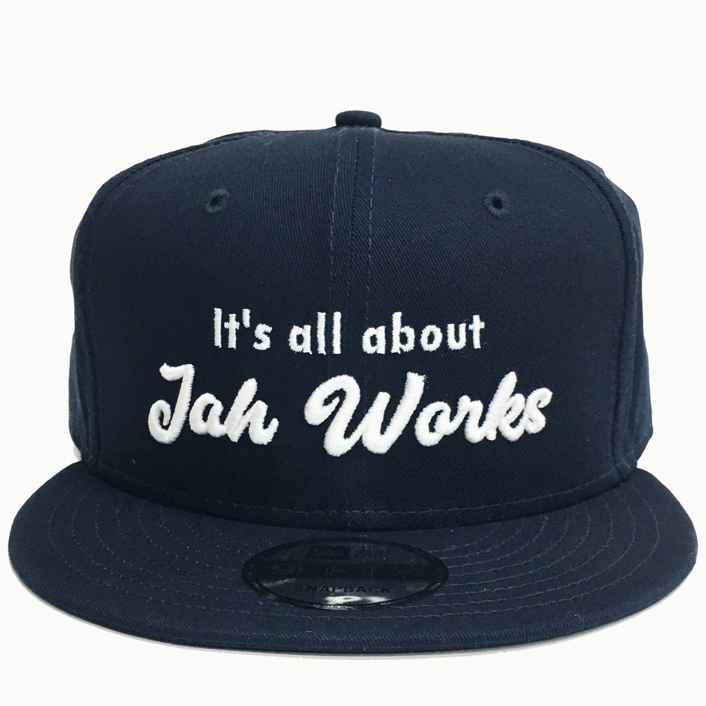 NativeFarm's tweet photo. ★新色入荷しました★

IT'S ALL ABOUT JAH WORKS 

x NEW ERA 9FIFTY

シャークブルー &amp; ネイビー

入荷しました！

https://t.co/UM2V1wecwI.…

#jahworks #dvd #世界への挑戦 ＃9fifty #worldclash #soundsystem #nativefarm #yellownakedfilm #yardstudio https://t.co/tWksDMo5Yb