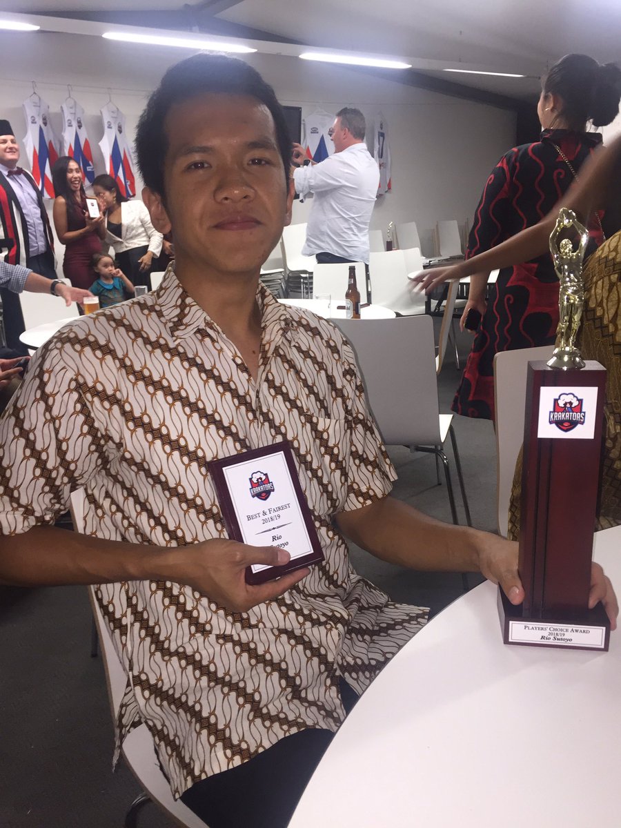 krakatoasfc's tweet photo. Selamat! Congratulations! The @krakatoasfc dual award winner for both best and fairest and players' choice for season 2018/2019 goes to Rio Sutoyo. Well deserved #pastibisa https://t.co/gCfuRKjyXT
