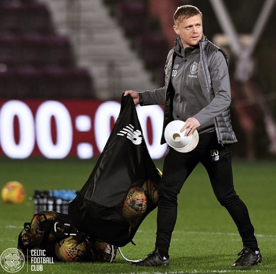 Happy Birthday Damien Duff!

Here he is pictured alongside former Celtic boss Brendan Rodgers. 