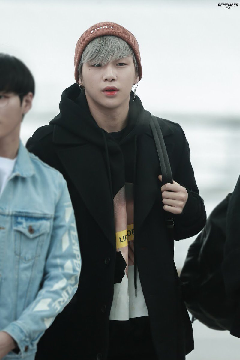 REMEMBER_1996's tweet image. 180321 🐶❤️

#강다니엘 #KangDaniel #姜丹尼尔 #カンダニエル #คังแดเนียล