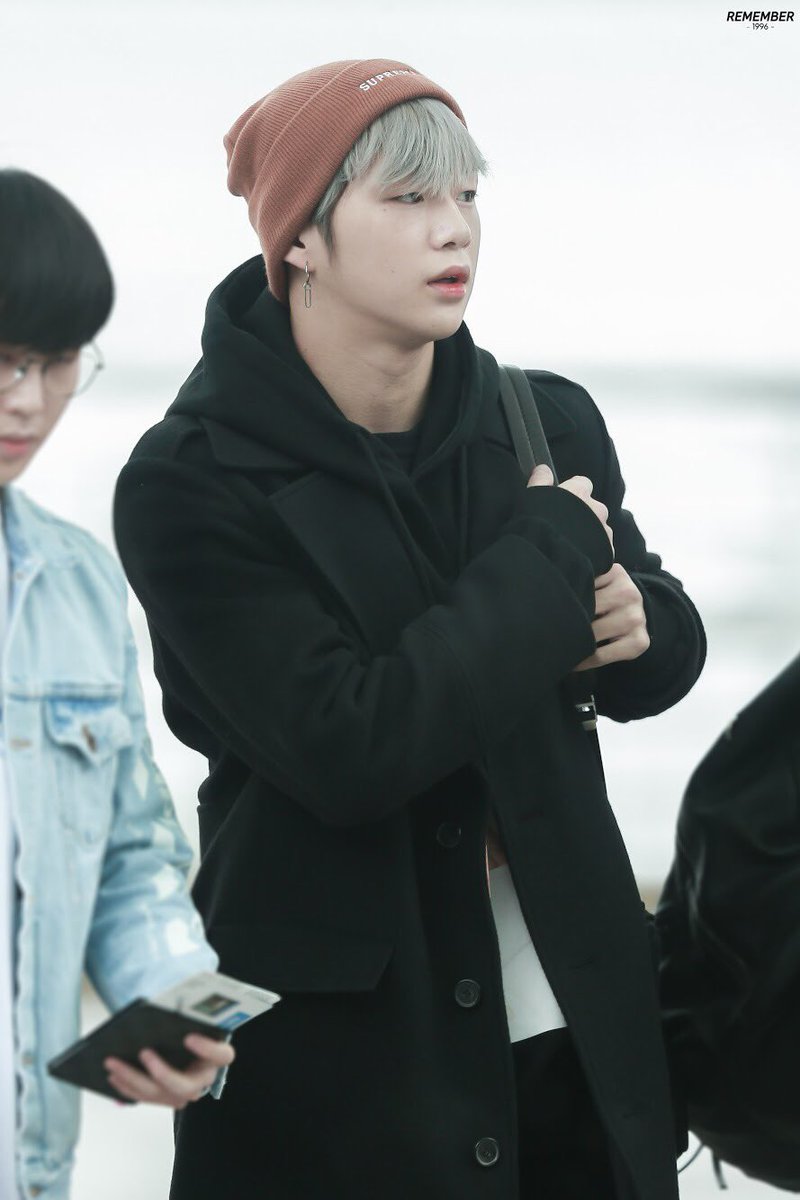 REMEMBER_1996's tweet image. 180321 🐶❤️

#강다니엘 #KangDaniel #姜丹尼尔 #カンダニエル #คังแดเนียล