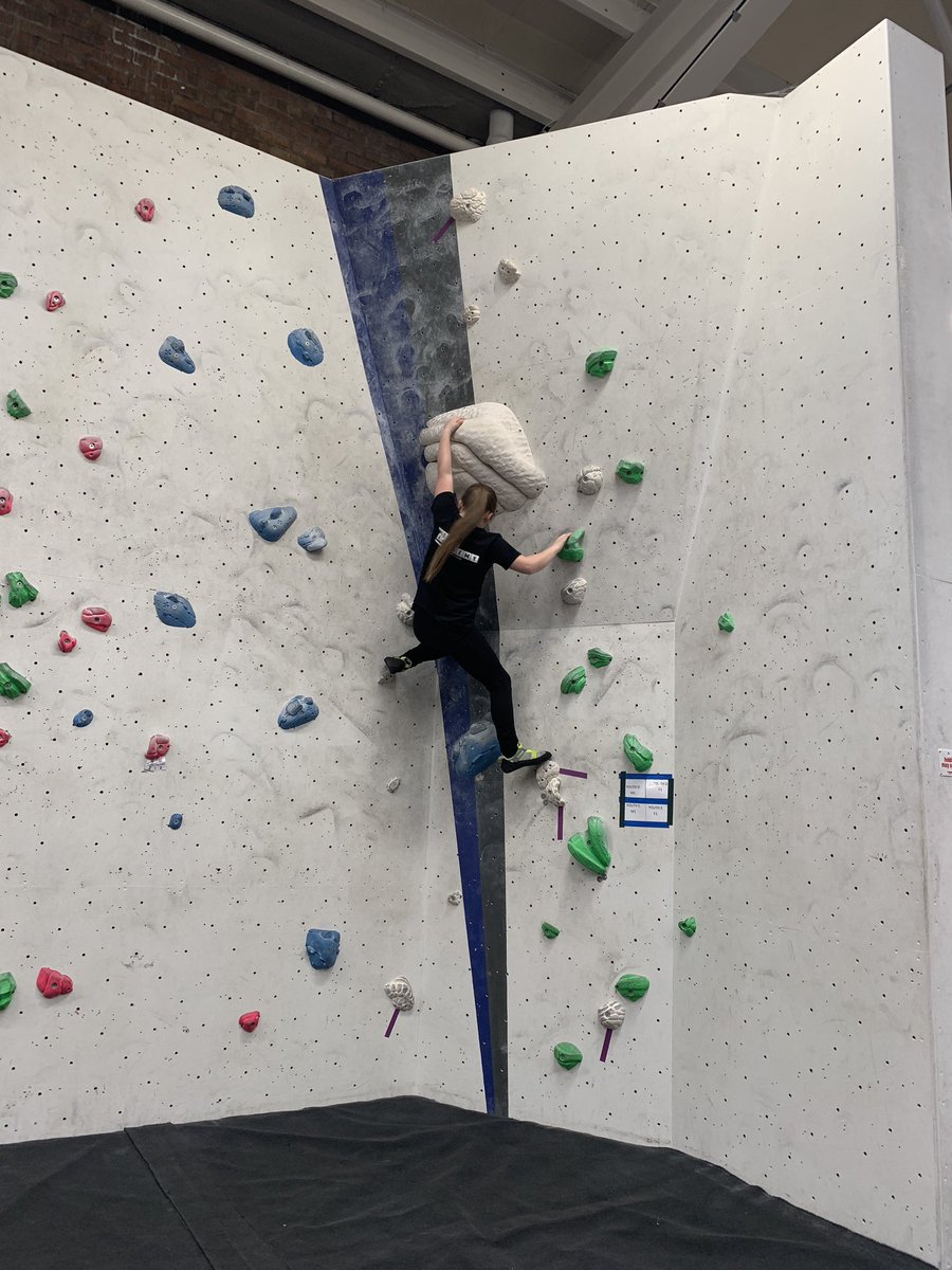 onemileproject's tweet photo. First comp for Jamie - level one complete 🤟💥 @MancClimbCentre Academy @MCRgirlscan https://t.co/Fm2sxbVusF