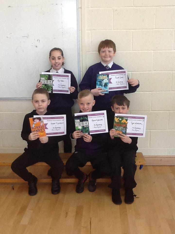 SkegJuniorAcad's tweet image. Reading is rewarding! Excellent effort form Year 4 and 6 this week. Don&apos;t they look pleased with themselves! #learntoreadreadtolearn