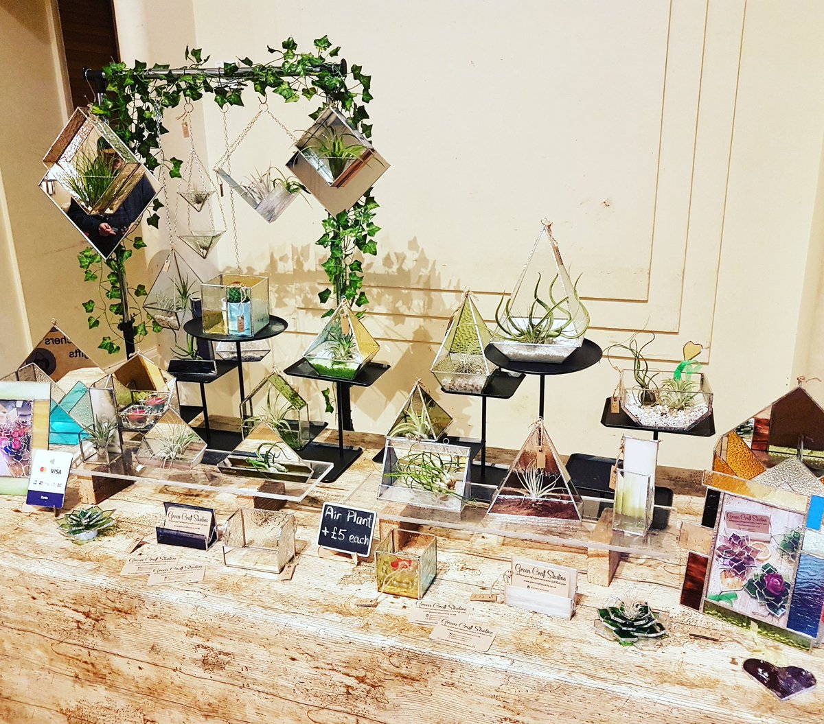 greencraftstud's tweet photo. We're @thestagsevenoaks until 3pm today.

#handmade #stainedglass #art #airplants #homedecor #craftfair #england #shopping
https://t.co/j8VrtdxSmt https://t.co/ojjmnn7XE0