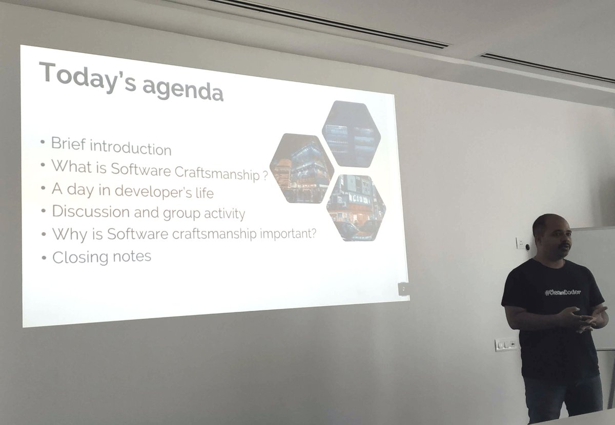 way2datta's tweet photo. /2 #PuneSoftwareCraftsmanship @hemantpande Explaining the agenda for the day #Pune #SoftwareCraftsmanship #CleanCode #ProfessionalismForDevelopers https://t.co/sG3jsLJXDl