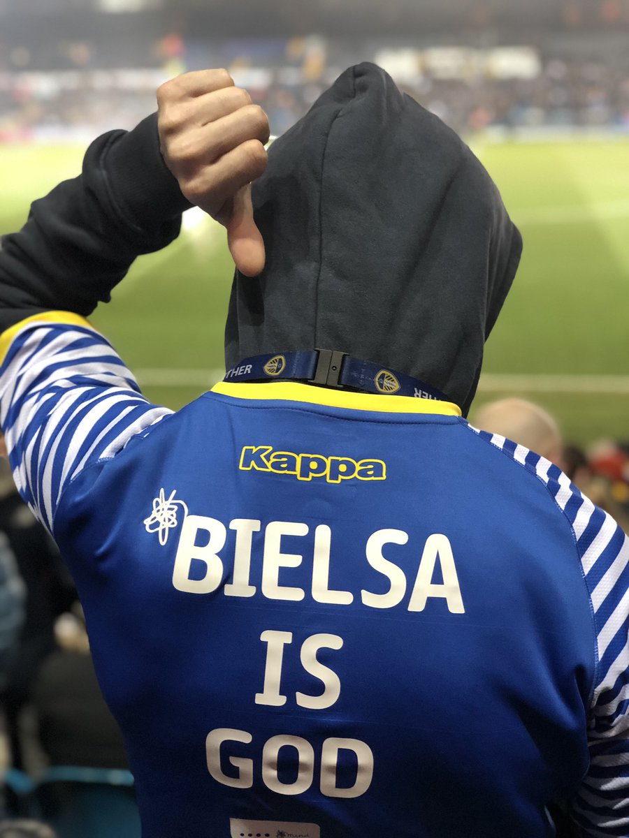 drmahendrapatel's tweet photo. Yesterday was first time for many seasons I genuinely &amp; completely felt we were premiership material -  on 🔥 ALL 90 mins+! Fans = 12 in team 👏🏼👏🏼 #teamperfomance #LUFC #PremierLeague #BringItOn #GetIn @NoelDavidWhelan @WACCOE #totfl @Leedsviv #BIELSABOYS #baloobielsa #MOT https://t.co/E4T3hkioPg