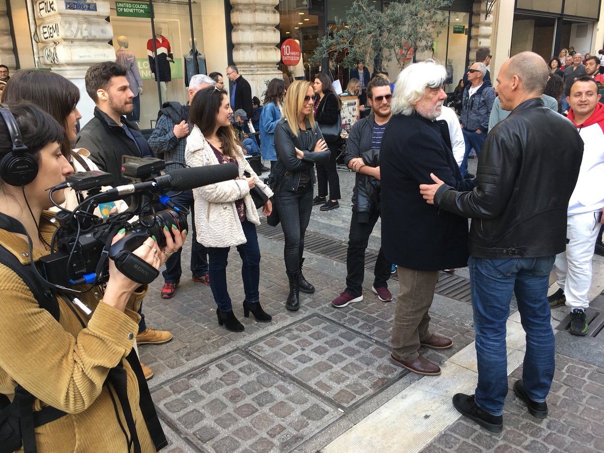 mera25_gr's tweet image. Καλή-#ΜέΡΑ25!
Από την Ερμού, για την Ελληνική και Ευρωπαϊκή Άνοιξη! #EuropeanSpring