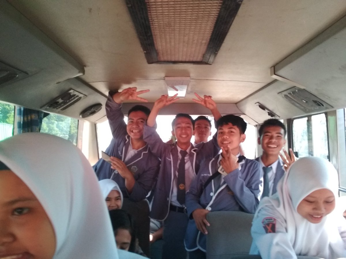 Ma 💓💓💓

 love u so much all 💘💘

Walau kadang nyebelin parah-_-