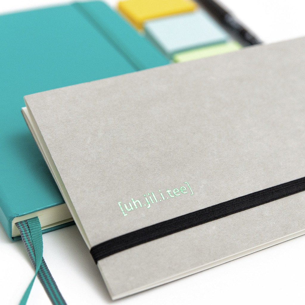 uhjilitee's tweet image. Das innovative uhjilitee Task Book. Ein effektives agiles Projektmanagement-Tool im praktischen Format und schicken Design.
Bestelle es dir direkt über uhjilitee.de

#uhjilitee #taskbook #innovative #productmanagement #productivity #focus #agile #offline #erfolg