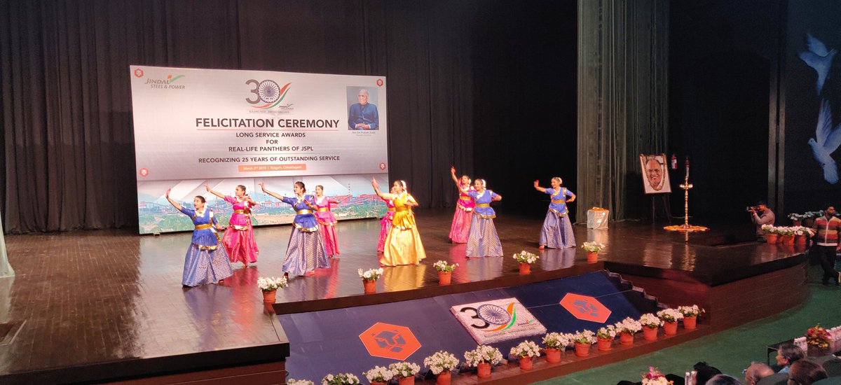 JindalSteel_In's tweet photo. Felicitation Ceremony: Long service awards for real life Panthers of JSPL started with the Ganesh Vandana Dance. #PearlJubileeCommemoration #JSPLJourney https://t.co/wYUGA6OekR