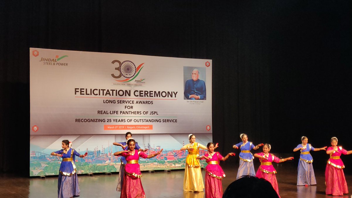 JindalSteel_In's tweet photo. Felicitation Ceremony: Long service awards for real life Panthers of JSPL started with the Ganesh Vandana Dance. #PearlJubileeCommemoration #JSPLJourney https://t.co/wYUGA6OekR