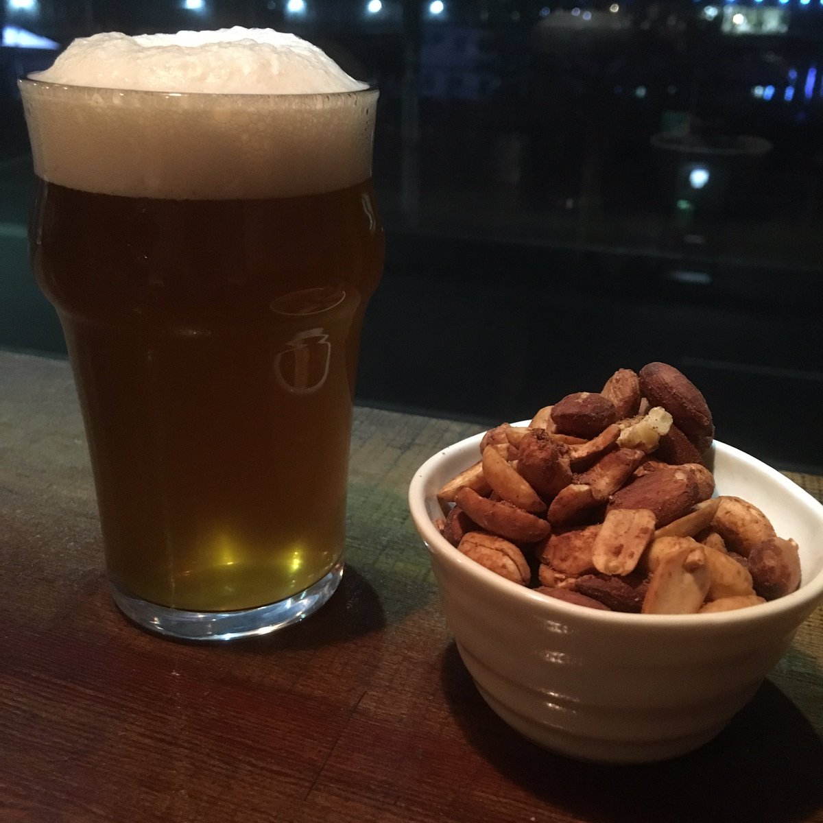 sisyamo1934's tweet photo. 来ました #BeardBeer #ずらエール #浦の星クラフトビール部 https://t.co/xWsqqaCApo