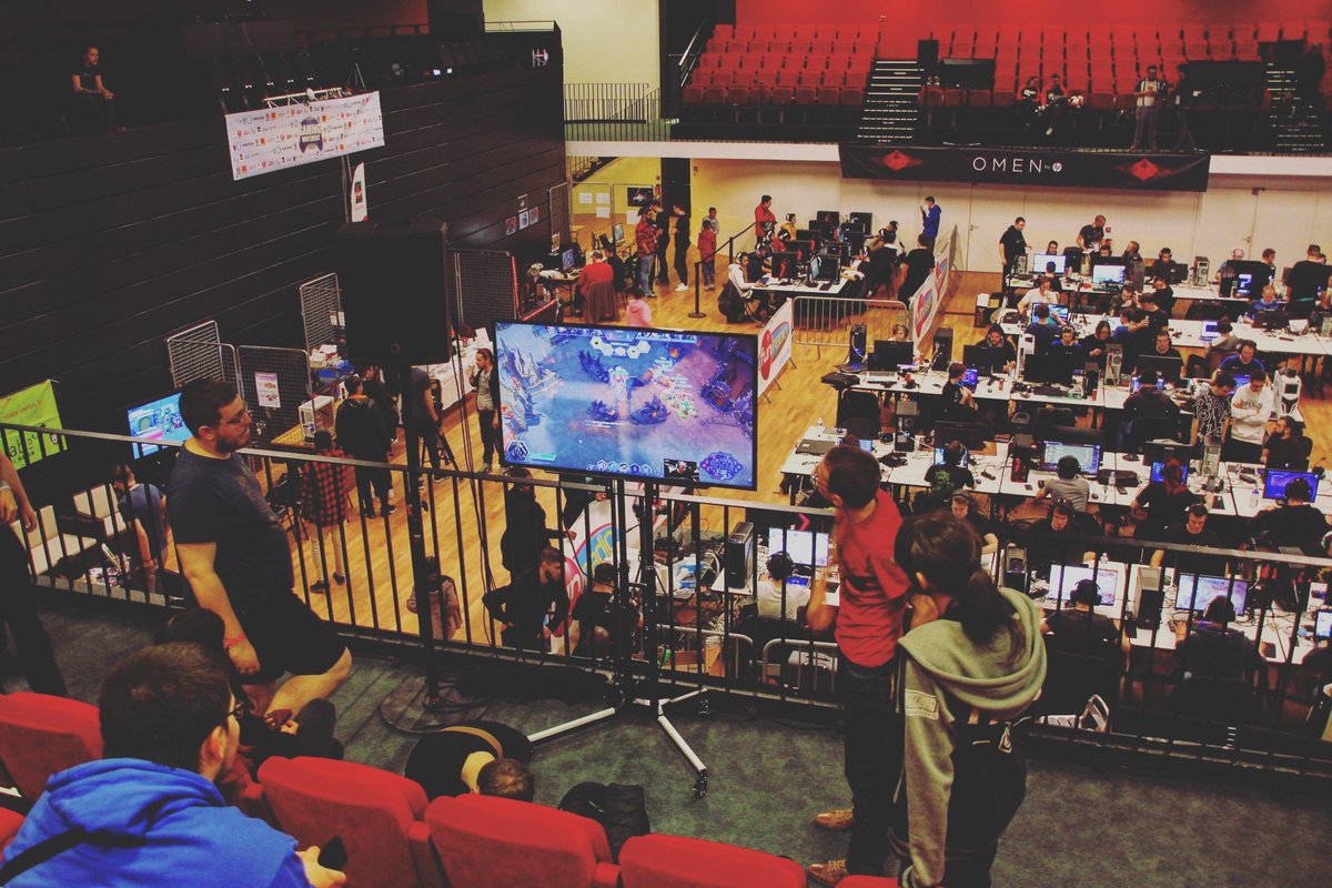 JMeneretPhoto's tweet photo. 🎮 La Gaming Winter Fest c'est aujourd'hui #igevent #Melun #gaming🎮 #esport #instaphoto @IGevent @AggloMVS @VilleMelun https://t.co/GbaQlOPYln