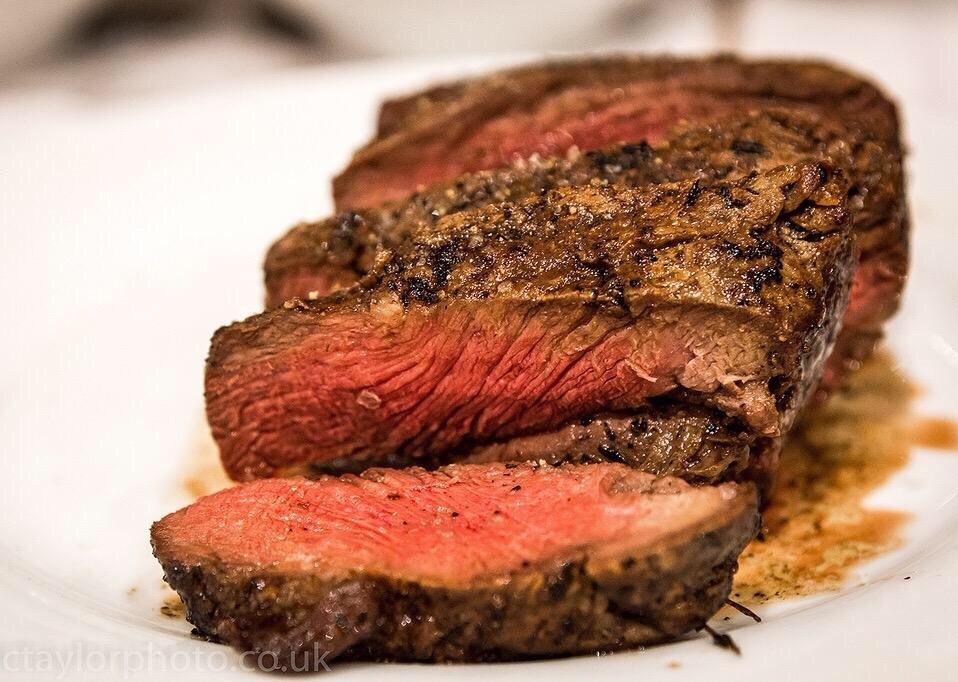 forburys's tweet photo. Fancy a 16 oz chateaubriand to share, prime Angus  aged 28 days serve with 2 glasses of Bordeaux Cabernet Sauvignon £68 #reading #sharing dishes#rdguk@forburys https://t.co/Kk1cQgZ2uY https://t.co/1Wlc6rEXvu