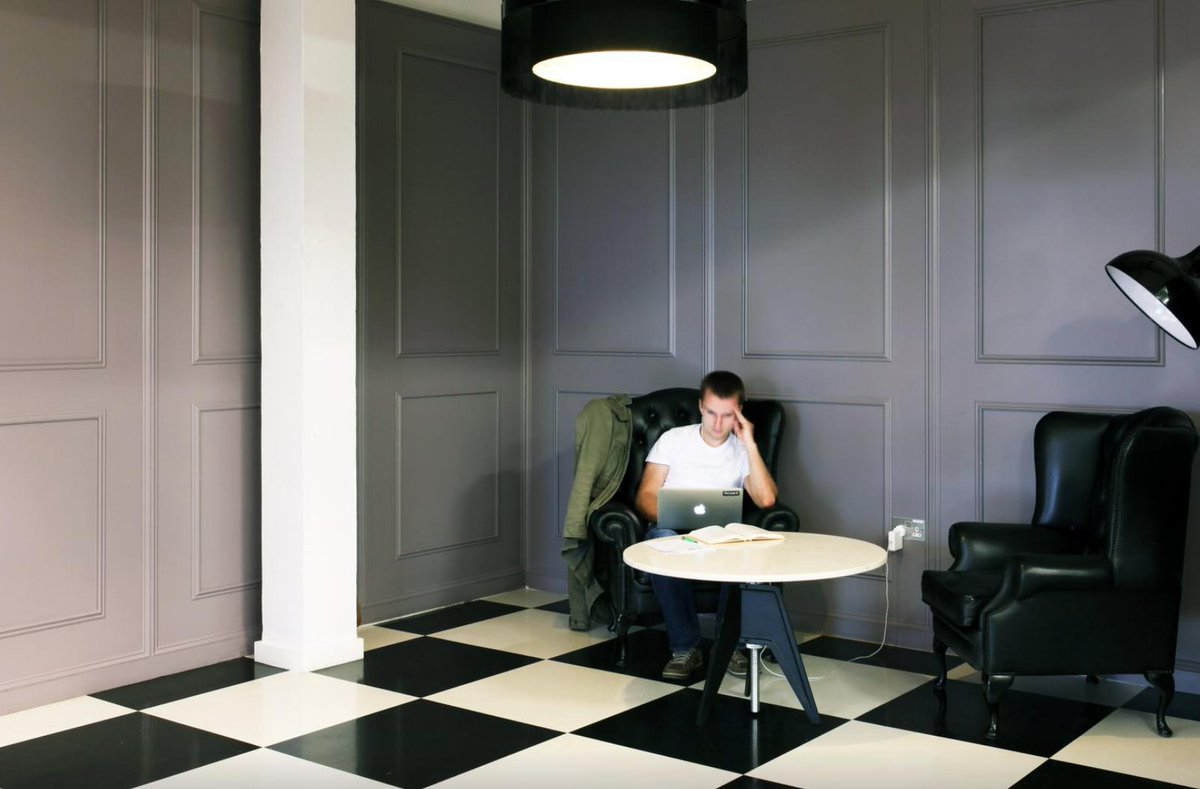 QubitUK's tweet photo. From a few pieces to a full furniture package, we can tailor a solution that meets your office requirements.

To speak to a member of our team, please contact:

+44 (0) 208820080

👉🏼 https://t.co/iWlzUGHwrZ

#fitout #construction #furniture #design #LondonOffice #London #Office https://t.co/8CzjI3qYr9