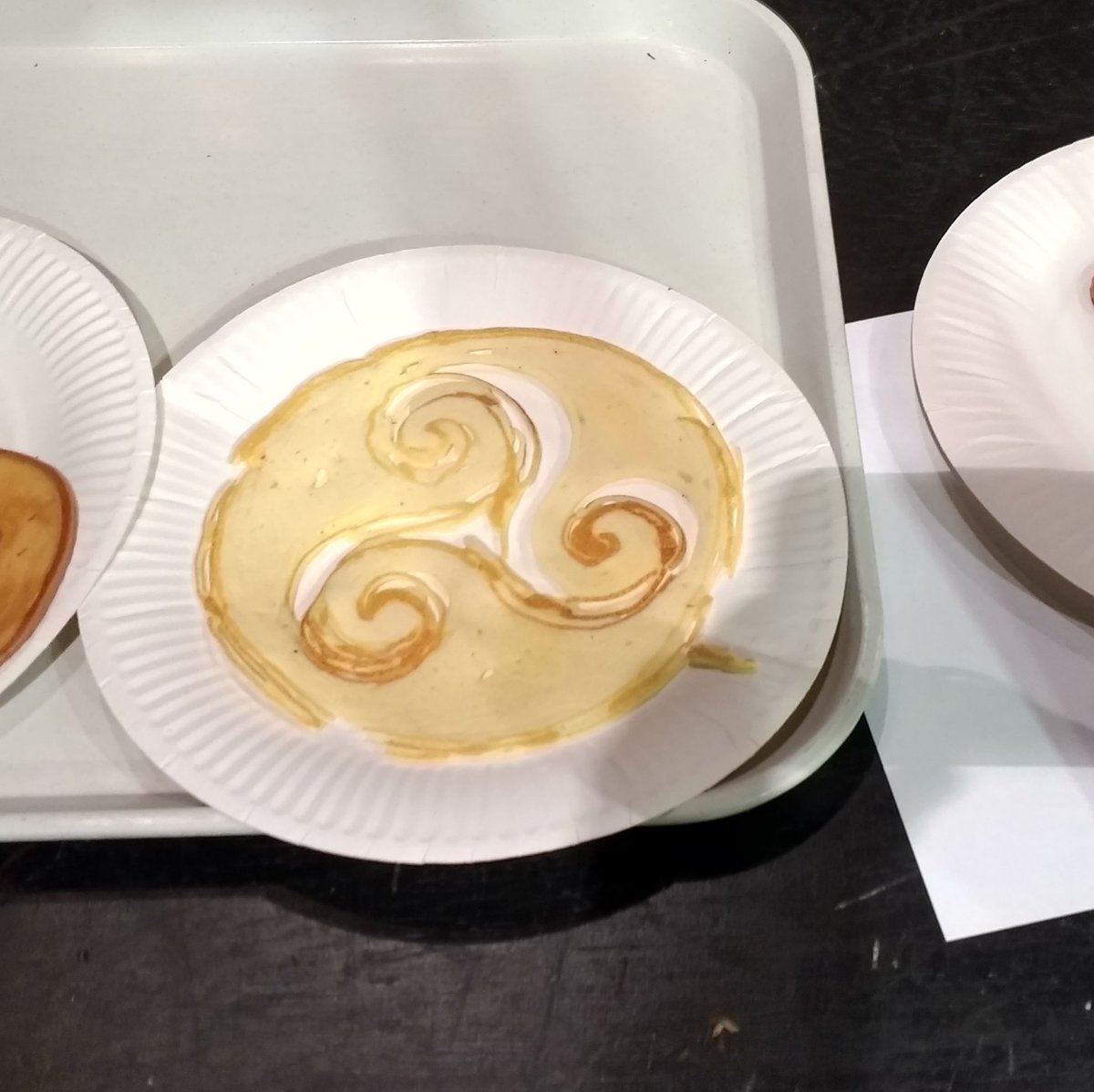 slmediation's tweet image. #impression de crêpes avec #Pancakebot à #TIV19
Normal... Nous sommes en Bretagne😋