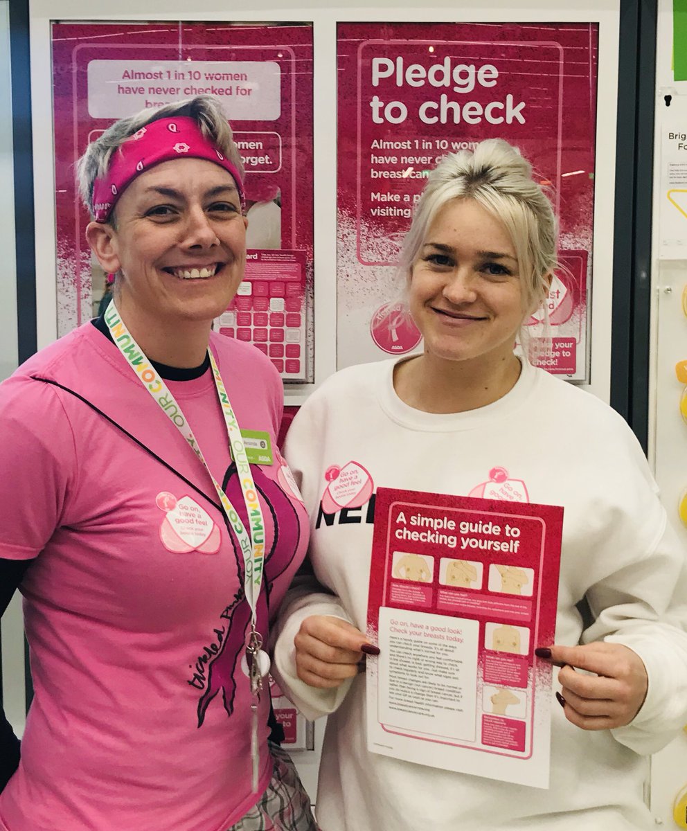 cleggy12's tweet photo. @asda @breastcancernow @breast_cancer_care Shona Hoyle @OfficialBullsRL and @England_RL representative came into #AsdaHalifax to #PledgetoCheck and to #beyourbreastfriend #TickledPink @AsdaCommunity @asdatickledpink @HXCourier https://t.co/Iclk0bcF6F