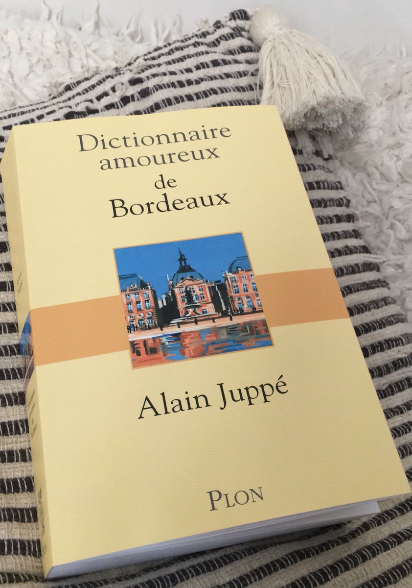 Riffbarbara's tweet photo. Quel meilleur moment pour commencer sa lecture...
L’amour que porte @alainjuppe à sa ville de Bordeaux est contagieux, je me régale au fil des pages.
Merci Monsieur.
#MerciAJ #Bordeaux https://t.co/NFt4I716SQ