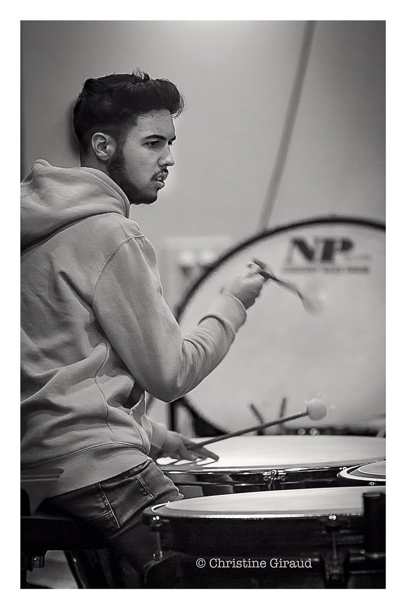 JOSGgranada's tweet photo. 📸Fotos IV ensayo general del programa que tocamos #hoy en #MusikaMusica2019 @bilbao700 titulado “The American Citizens”, con obras de #Britten, #Copland y #Tower
Director: EdmonLevon
Narradora: Cora Lyons
Fotos: Christine Giraud #LlegóElGranDía #JOSG #Bilbao #SoyMúsico https://t.co/q6v4CIfdYF