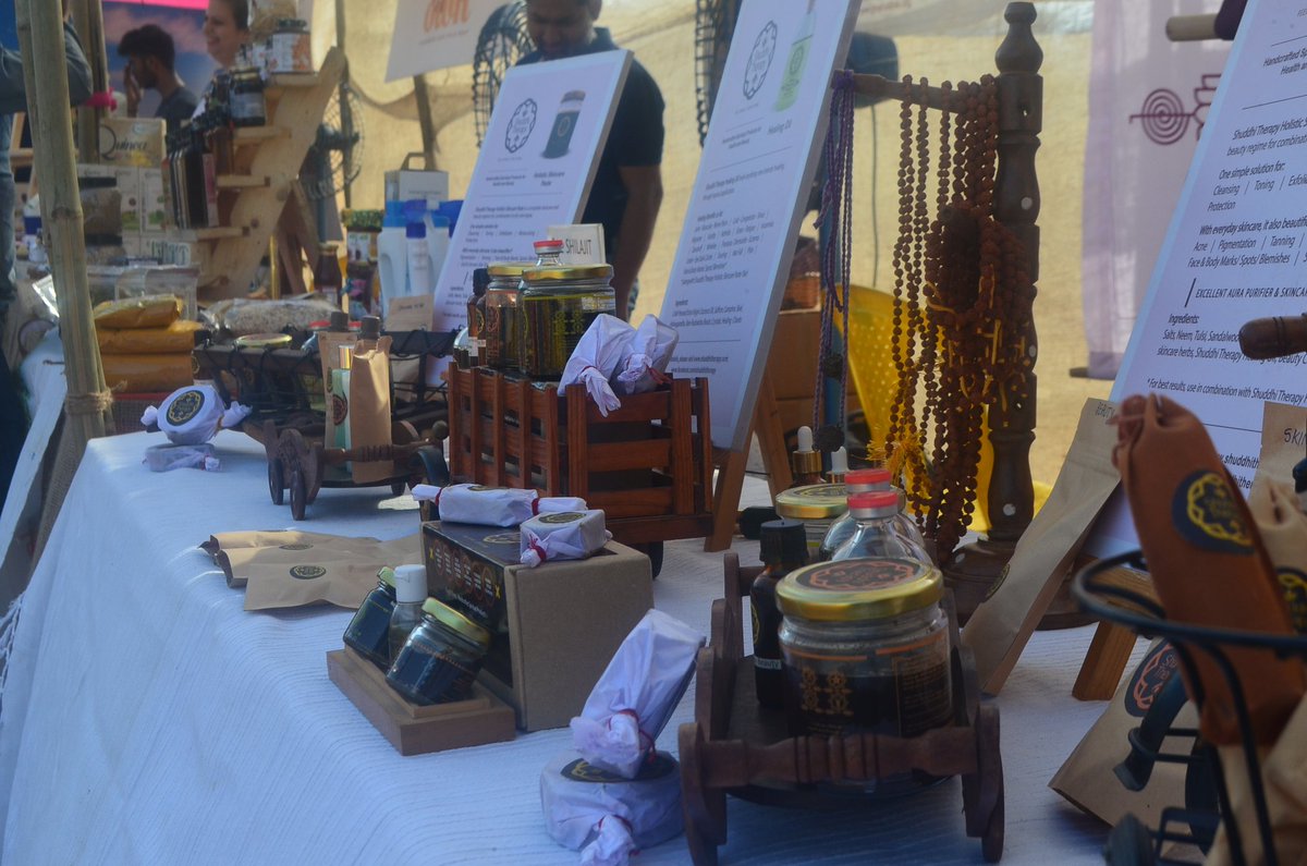 kanakia_spaces's tweet photo. The Mumbai Organic Fest 2019 at Kanakia Codename Future has commenced. Are you there yet?
#Mumbai #OrganicFest #SupportFarmers #OrganicFood #KanakiaGroup #CodenameFuture
MahaRera Reg. No(s):
A- P51800018007
B - P51800018113
Website: https://t.co/Ik08WUCaHu https://t.co/krSmKG9ePp